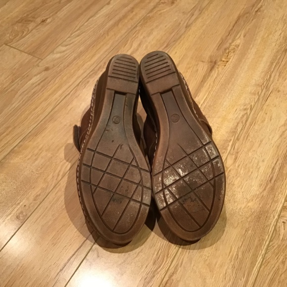 Tan sandals - Picture 4 of 4
